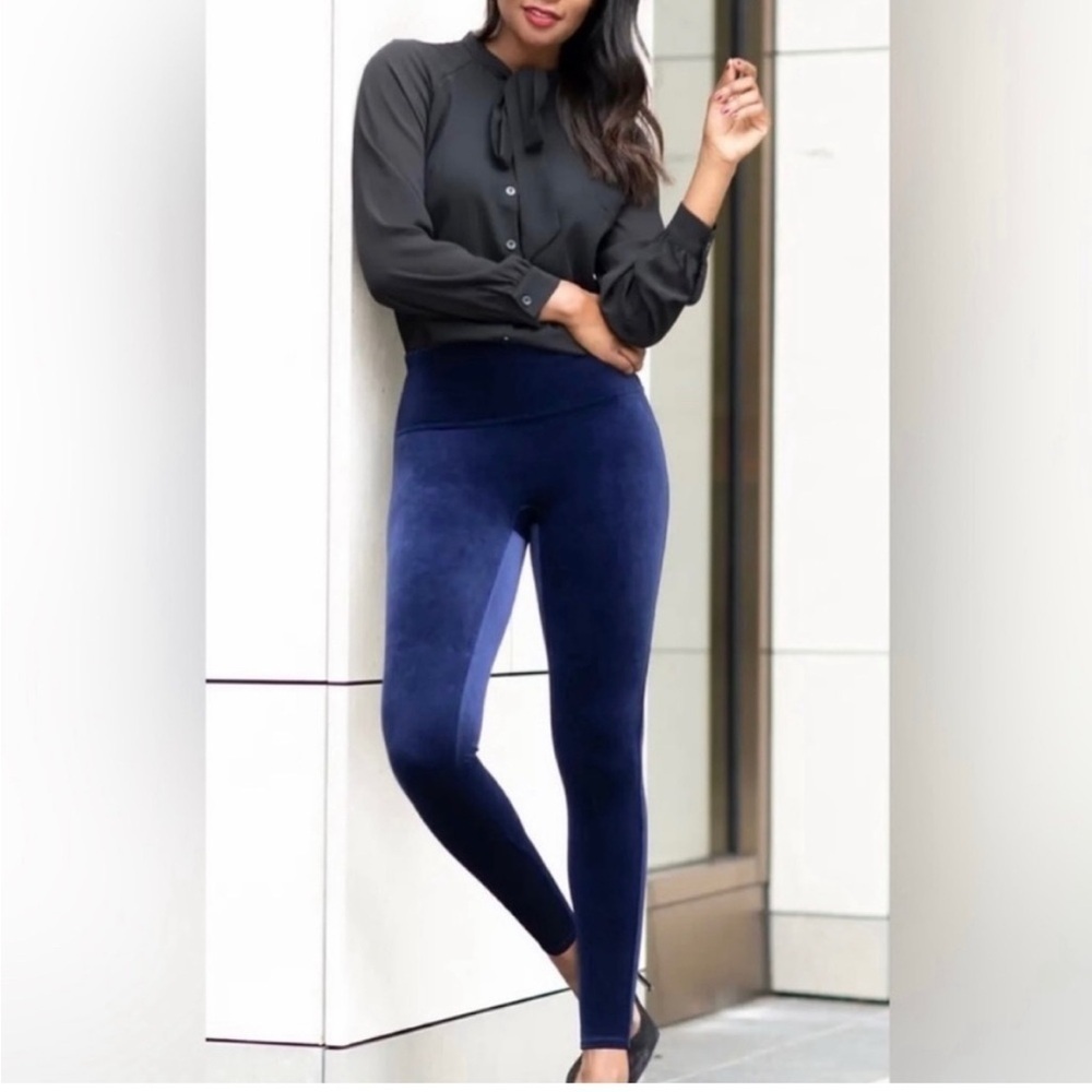 SPANX Blue High Waisted Velvet Ankle Leggings EUC size Medium